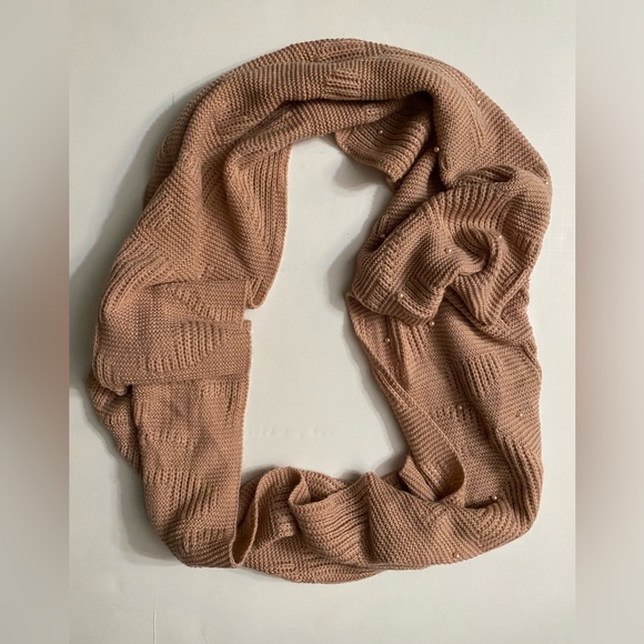 Torrid Cozy Infinity Knit Scarf Women's Dusty Rose Embellished with faux pearls - Picture 2 of 5